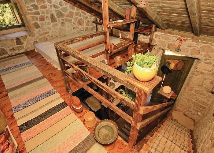 بيت للعطل Bb Vi *