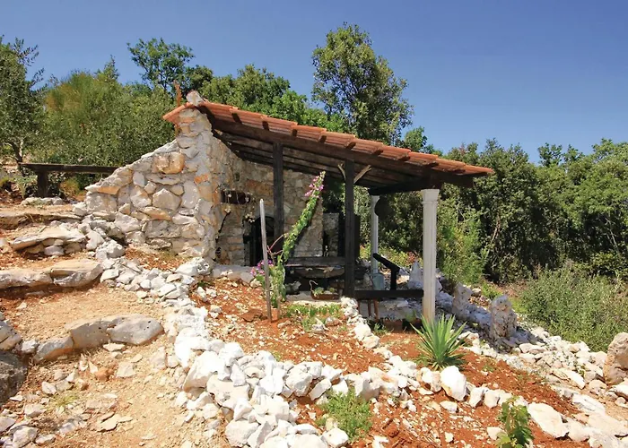 Bb Vi بيت للعطل Crkvice